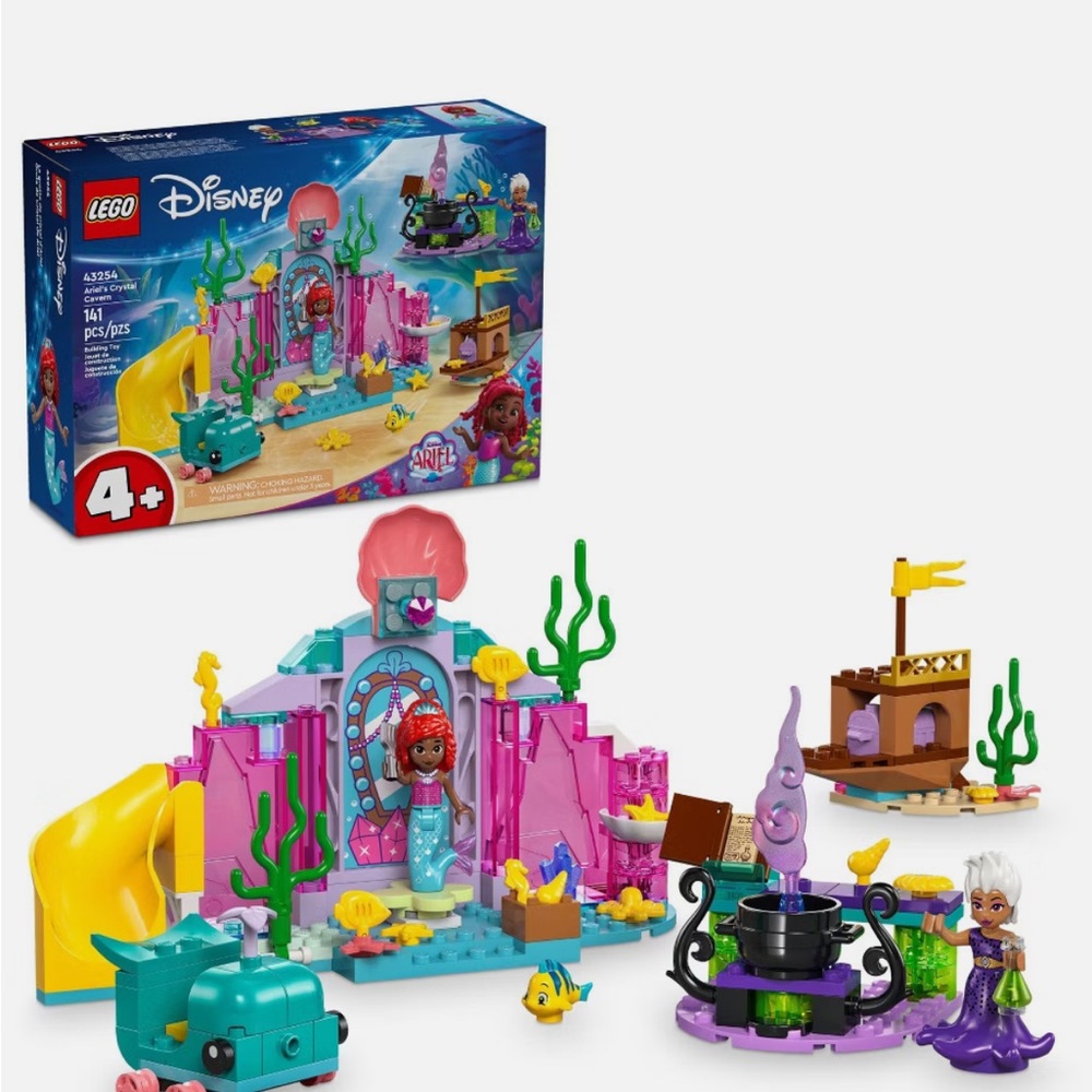 LEGO Disney Ariel’s crystal cavern and treasure chest  - Pink/Teal 43254